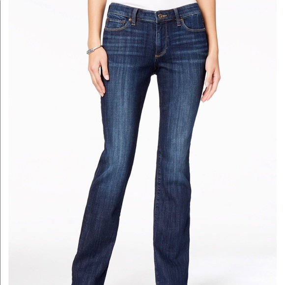 🛑 1 hour sale. Lucky Brand Sweet’N Low mid rise